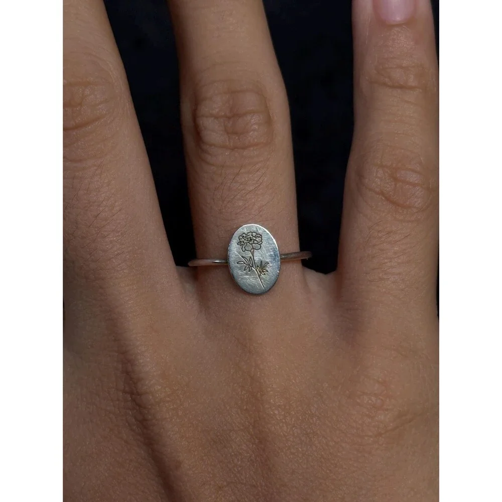 Sterling Silver Engraved Flower Oval Ring Size 6 Dainty Floral Ring